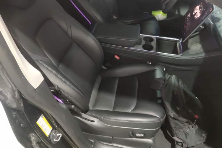 Used Tesla Model Y 2022 Rear-Wheel-Drive Version
