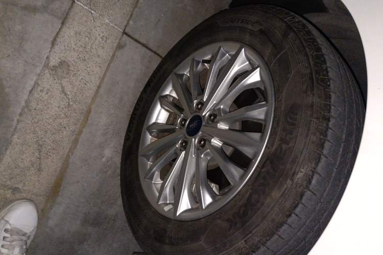 Used Ford Focus 2021 Sedan EcoBoost 180 Automatic Trendy Model