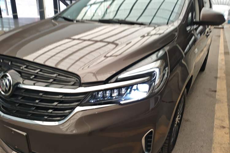 Used Buick GL8 2021 Land Cruiser Executive Class 652T Comfort Model
