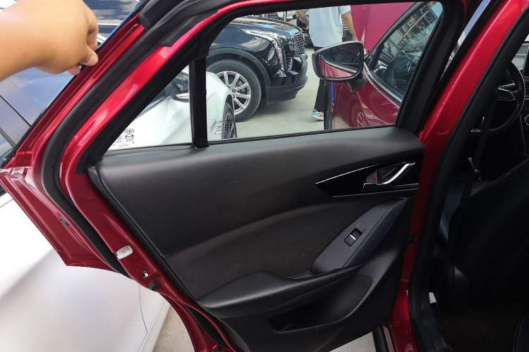 Used Mazda CX-4 2020 2.0L Automatic Two-Wheel Drive Blue Sky Dynamic Edition
