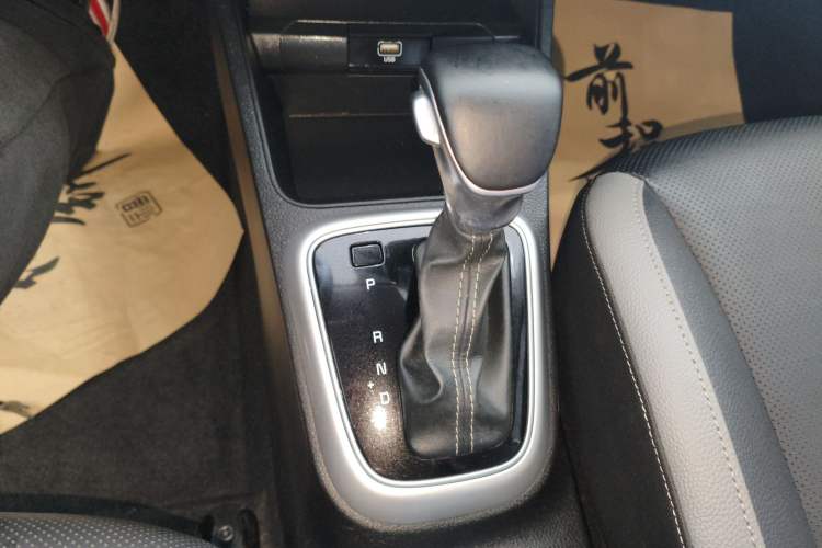 Used Kia kx1 Stonic 2021 1.4L Automatic Fun Edition
