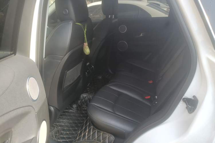 Used Land Rover Range Rover Evoque 2018 240 PS SE Smart Brilliance Edition
