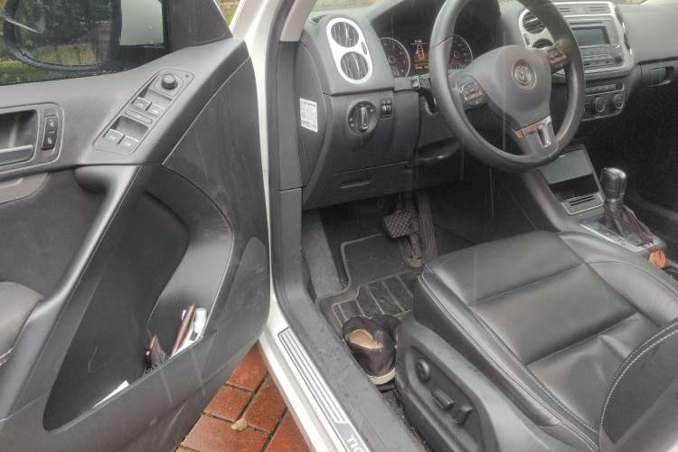 Used Volkswagen Tiguan L 2017 300TSI Automatic Two-Wheel Drive Silk Road Comfort Edition
