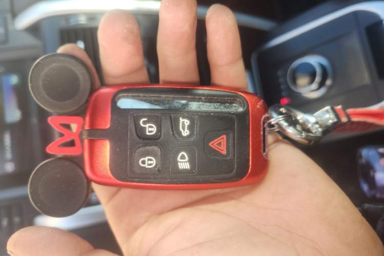 Used Land Rover Discovery Sport 2018 240 PS SE Version
