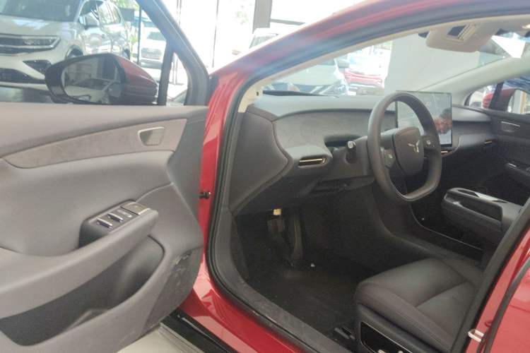 Used Hongqi Tiangong 05 2025 550 Smart Selection
