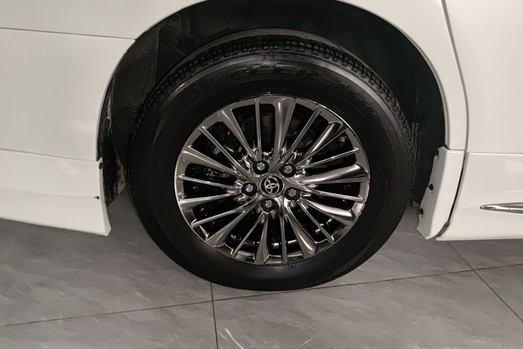 Used Toyota Vellfire 2020 Dual-Engine 2.5L HV Luxury Edition
