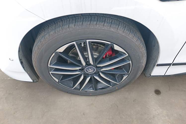 TDK.VehicleDetails.img