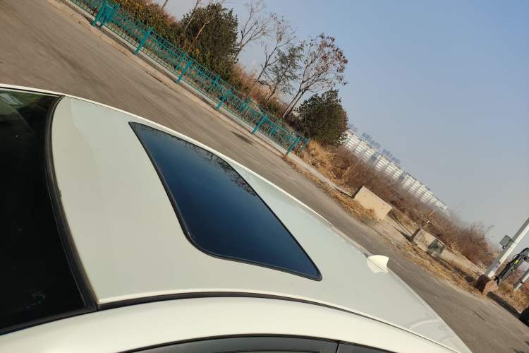 Used Hyundai Verna Ray 2016 1.4L Automatic Leading-Edge GLX
