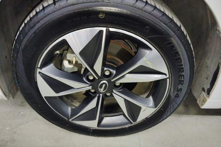 Used GAC Trumpchi M6 2023 PRO 270T DCT Luxury Edition
