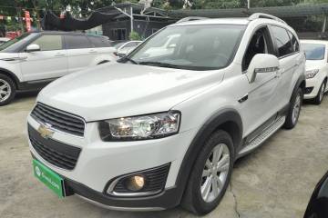 Used Chevrolet Captiva 2015 2.4L 4x4 Flagship Edition 7-Seater