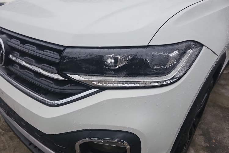 Used Volkswagen Tacqua 2020 1.5L Automatic Yue