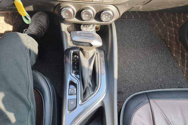 Used Buick Verano 2023 Pro Le Yi Edition
