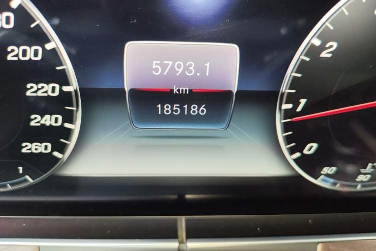 Used Mercedes-Benz E-Class 2018 E 300 L Stylish Model