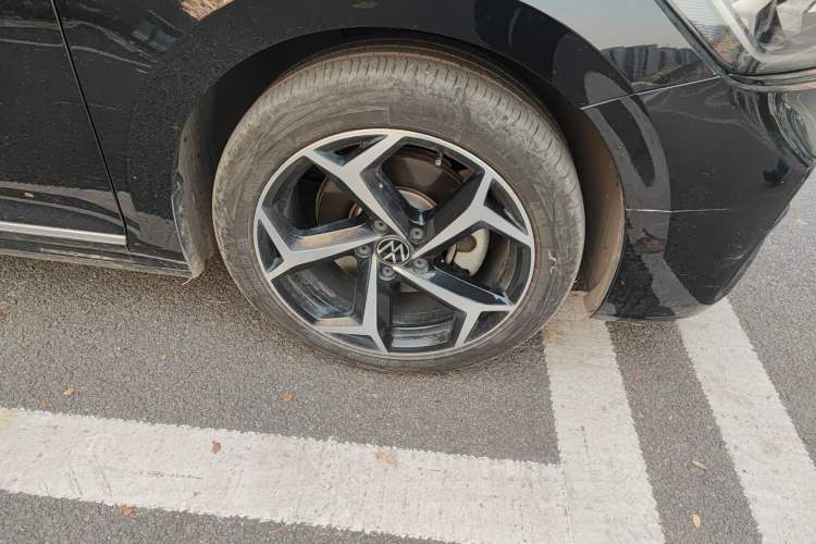 Used Volkswagen Passat 2023 330TSI Starry Elite Edition
