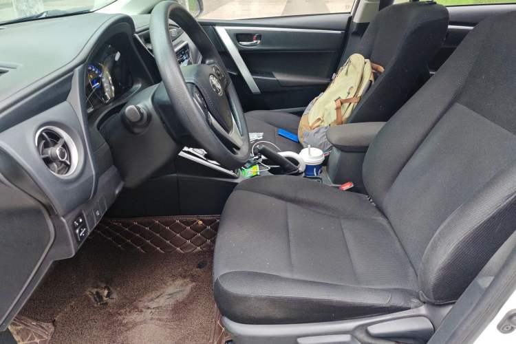 Used Toyota Corolla 2019 Dual-Engine 1.8L E-CVT GL-i Pioneer Edition
