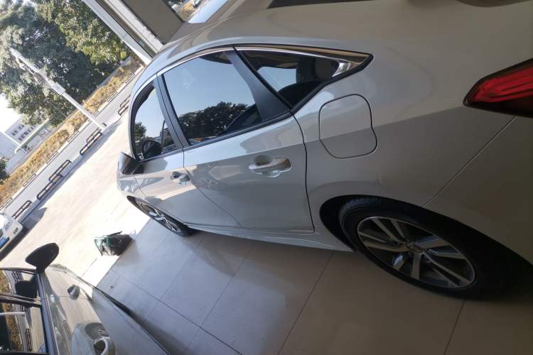 Used Honda Civic 2023 240TURBO CVT Dynamic Edition
