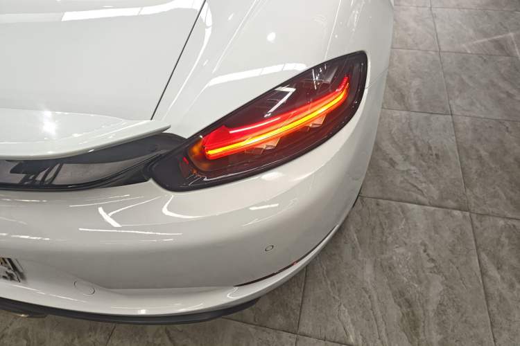 Used Porsche 718 2016 Cayman 2.0T