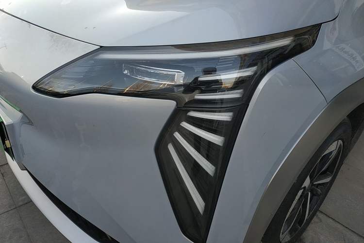 Used AION Y 2023 Younger Star Edition