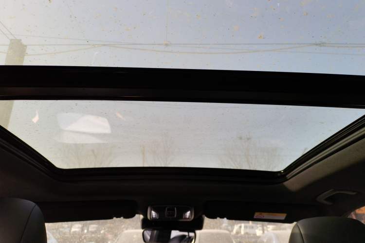 Used GAC Trumpchi GS8 2022 Linghang Series 2.0 TGDI Two-Wheel-Drive Luxury Smart Connectivity Version (7 Seats)
