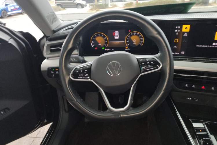 Used Volkswagen Lamando 2024 Lavida L 280TSI DSG Cool & Spicy Edition