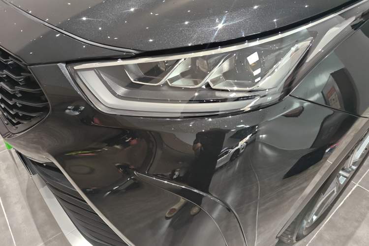 Used Toyota Crown Land Cruiser 2024 2.5L HEV Four-Wheel Drive Premium Edition