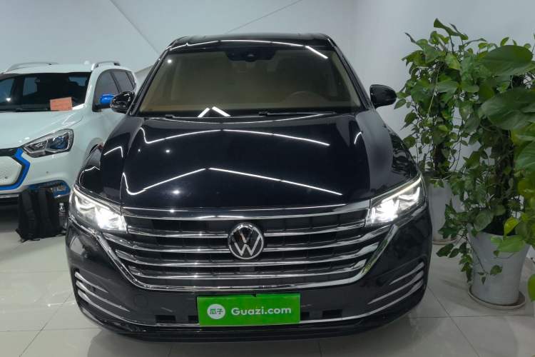 Used Volkswagen Viloran 2020 380TSI Prestige Edition
