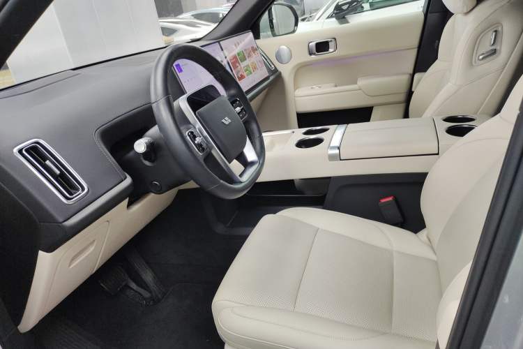 Used Li Auto L9 2022 Max model
