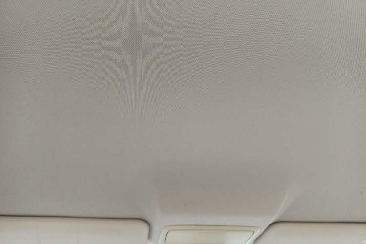 Used Honda CR-V 2012 2.0L two-wheel drive urban version
