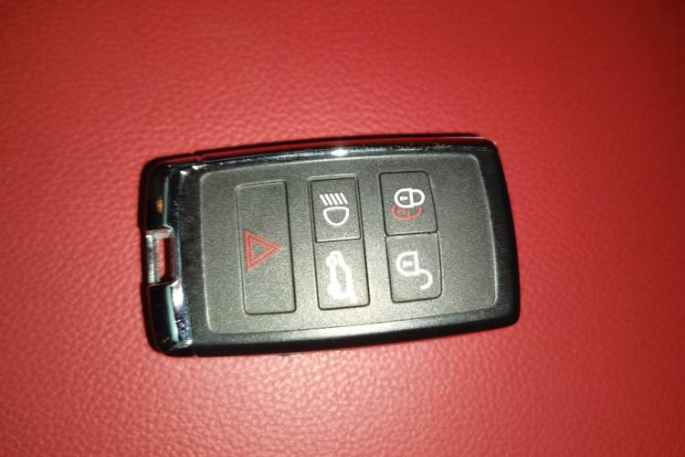 Used Jaguar F-PACE 2022 P250 R-Dynamic BLACK