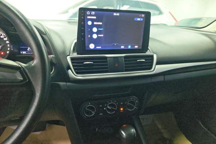 Used Mazda Mazda 3 Axela 2017 Sedan 1.5L Automatic Comfort Model Emission Standard China V