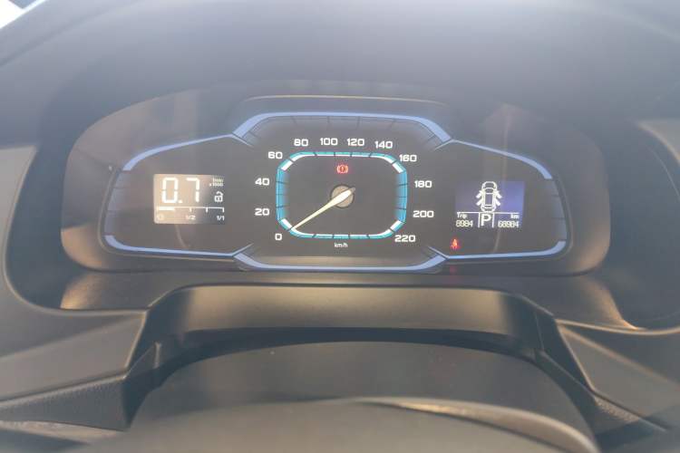 Used Roewe 360 2015 20T TST Deluxe Edition