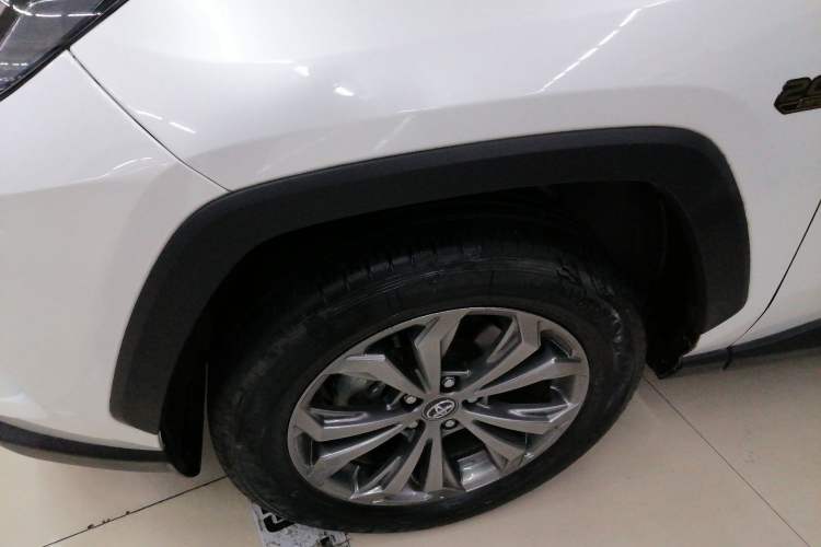 Used Toyota RAV4 2023 2.0L CVT Two-Wheel Drive Fashion Plus Edition