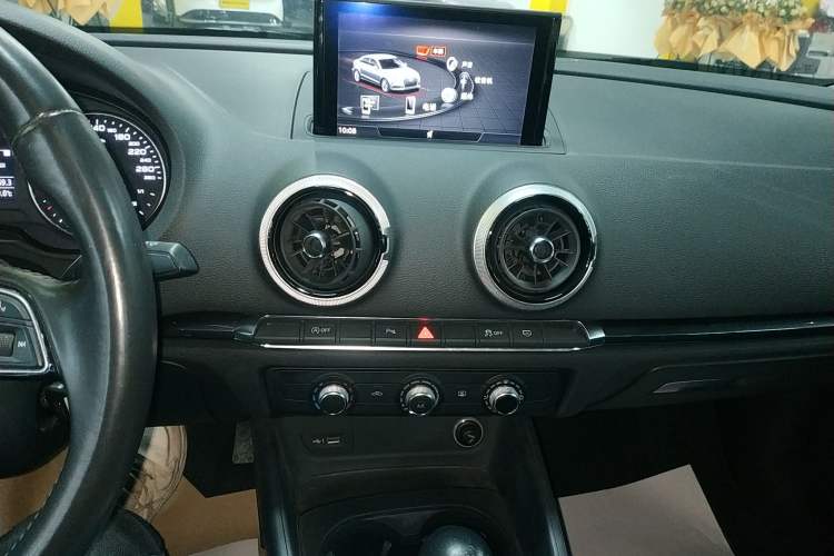 Used Audi A3 2020 Limousine 35 TFSI Fashion Edition China VI Emission Standard