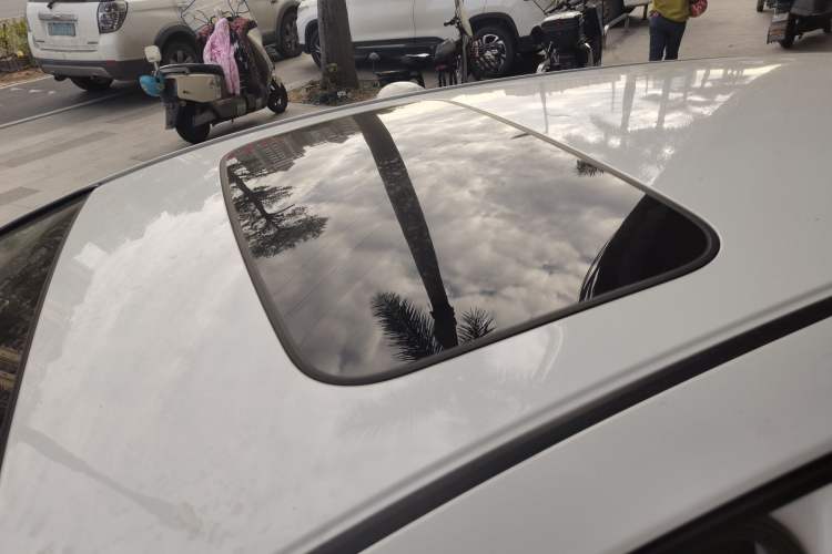 Used Honda Fit 2018 1.5L CVT Comfort Sunroof Version
