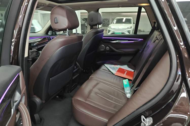 Used BMW X5 2014 xDrive35i Luxury Model
