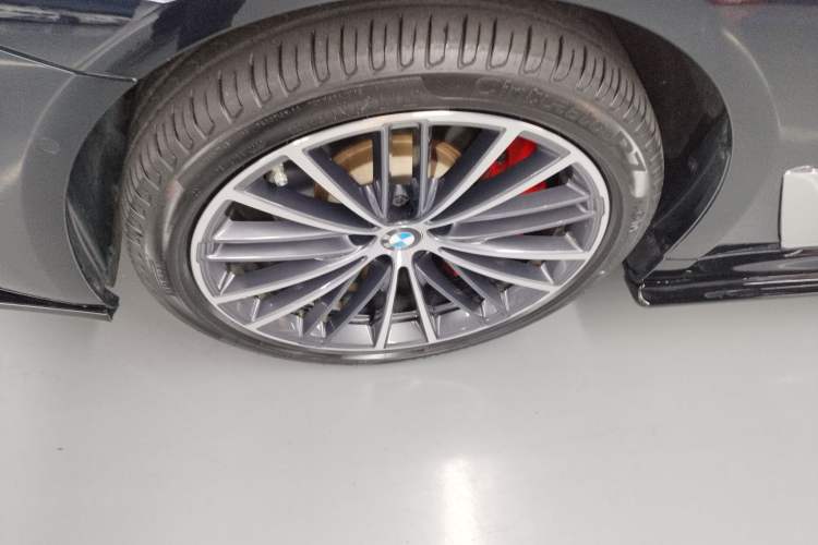 Used BMW 5 Series 2023 530Li Leading Model M Sport Package
