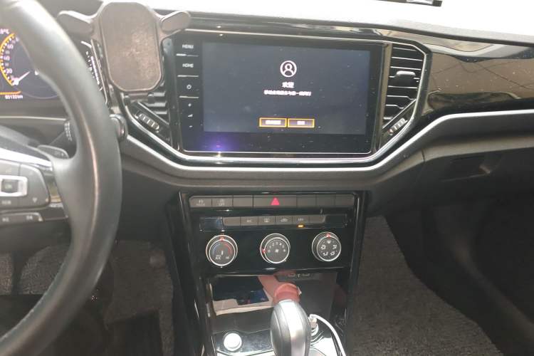 Used Volkswagen T-ROC 2021 280TSI DSG Two-Wheel Drive Comfort Connect Edition
