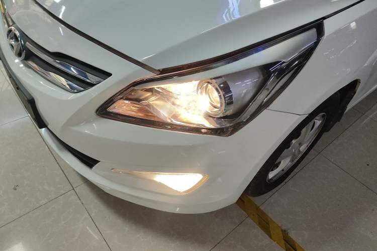 Used Hyundai Verna 2016 1.4L Automatic Leading-Edge GLX