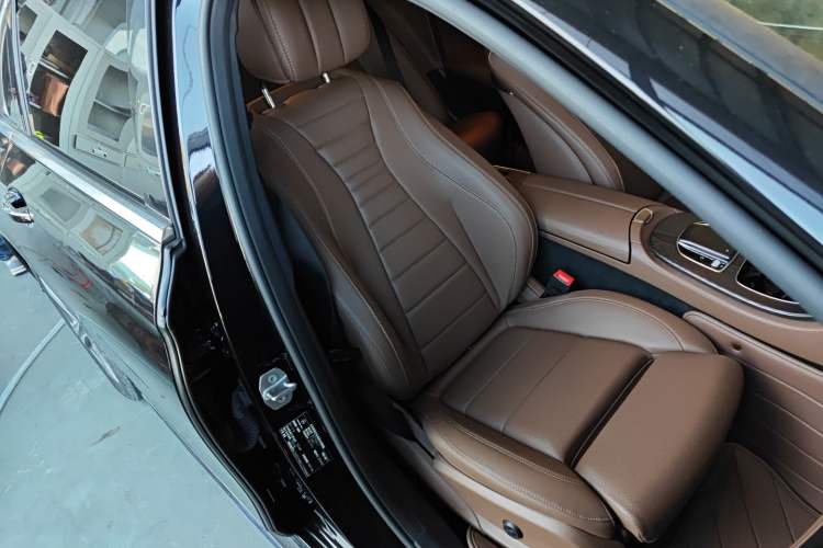 Used Mercedes-Benz E-Class 2020 Facelift E 260 L Sport Edition
