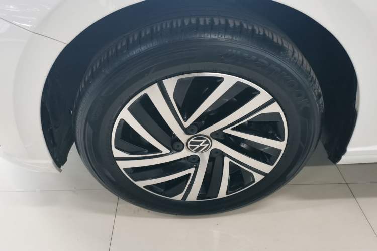 Used Volkswagen Lavida 2022 1.5L Automatic Comfort Edition
