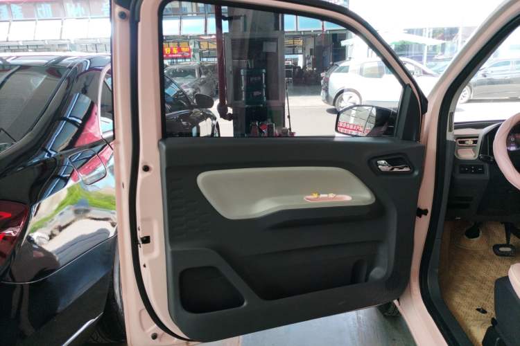 Used Wuling Hongguang MINIEV 2022 Macaron Premium Model – Lithium Iron Phosphate

