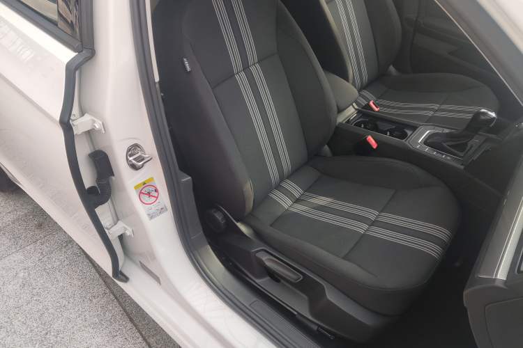 Used Volkswagen Lamando 2017 230TSI DSG Fashion Edition