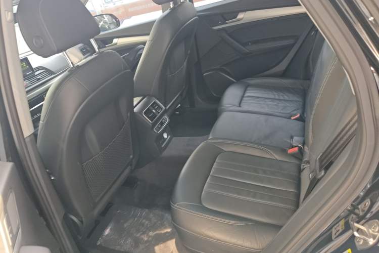 Used Audi Q5L 2020 Updated 40 TFSI Prestige Fashion Edition
