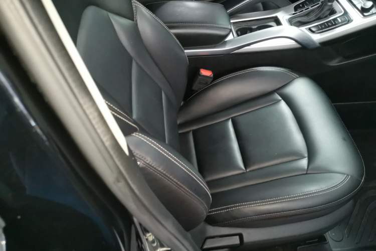 Used Geely Auto Emgrand X7 Sport 2016 1.8TD Automatic Smart Connectivity Version