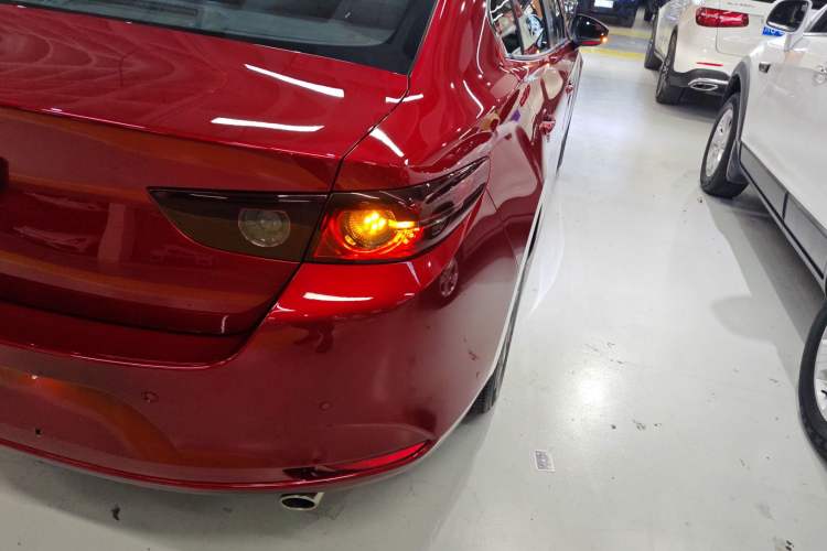 Used Mazda Mazda 3 Axela 2021 2.0L Automatic Zhiqing Edition
