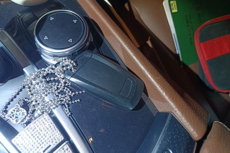 Used BMW 5 Series GT 2015 528i Leading Model