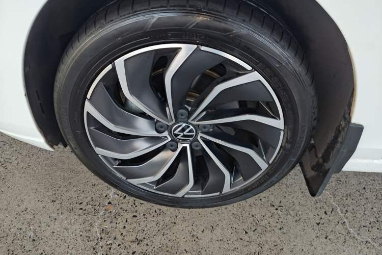 Used Volkswagen Golf 2023 Facelift 280TSI DSG Pro