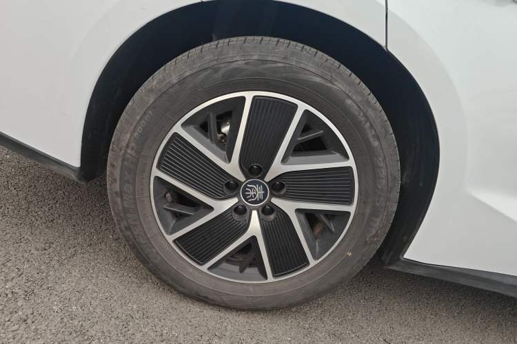 Used BYD Qin L 2025 DM-i Smart Drive 120KM Superior Model