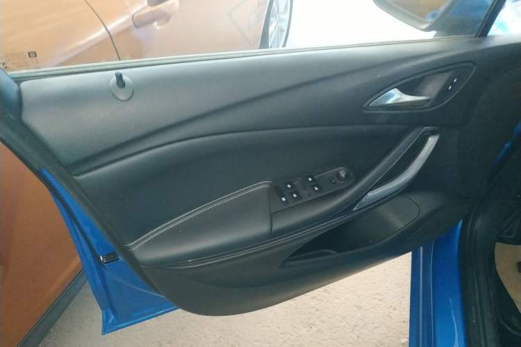 Used Buick Verano 2016 Hatchback 15S Automatic Leading Model
