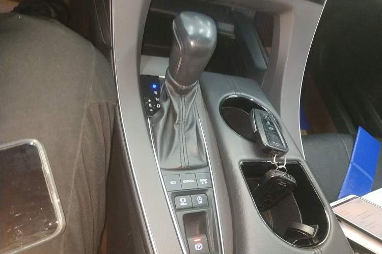 Used Toyota Avalon 2021 2.5L Luxury Edition
